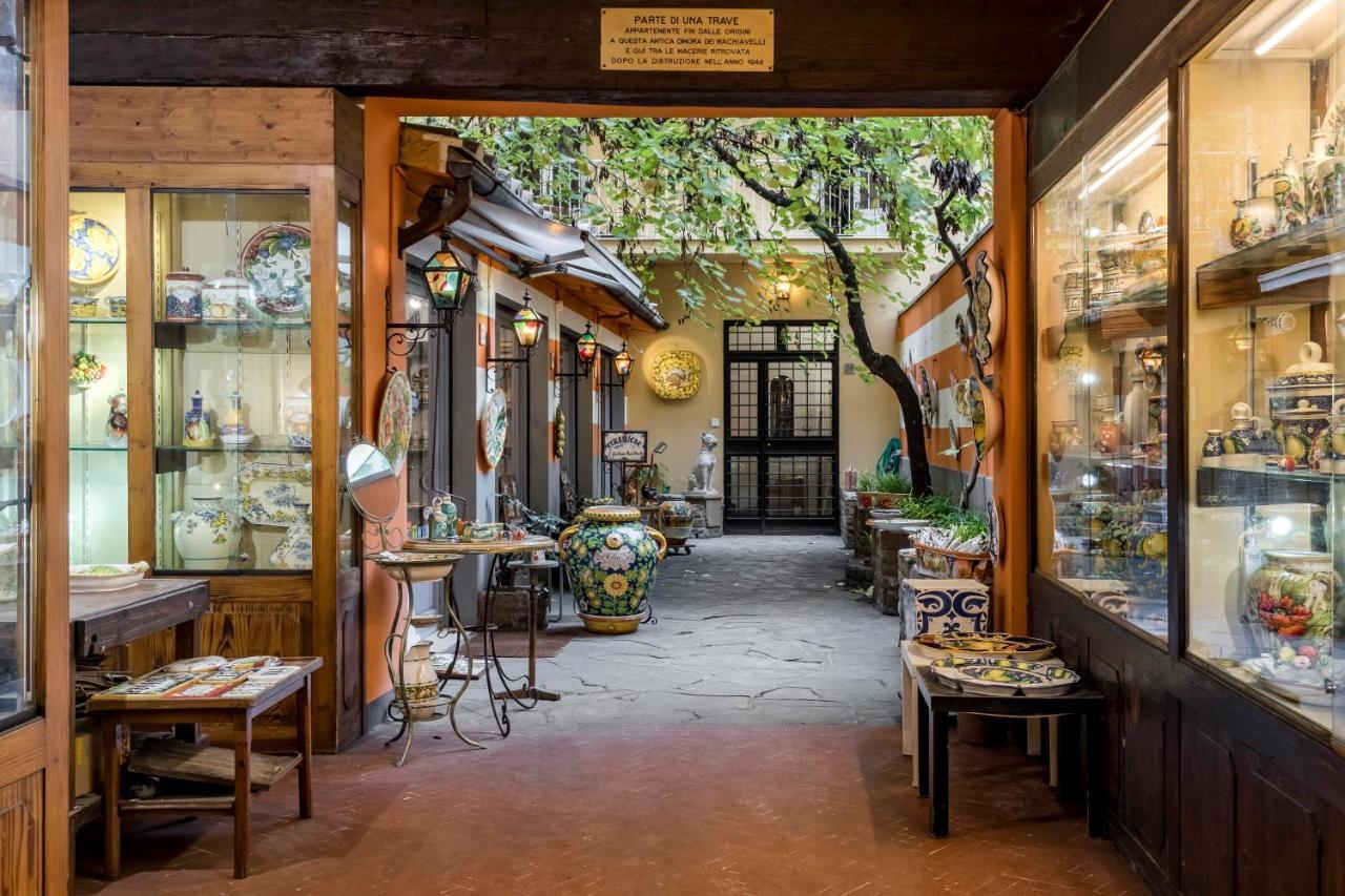 Bob W Ponte Vecchio Apartment Florence Exterior photo