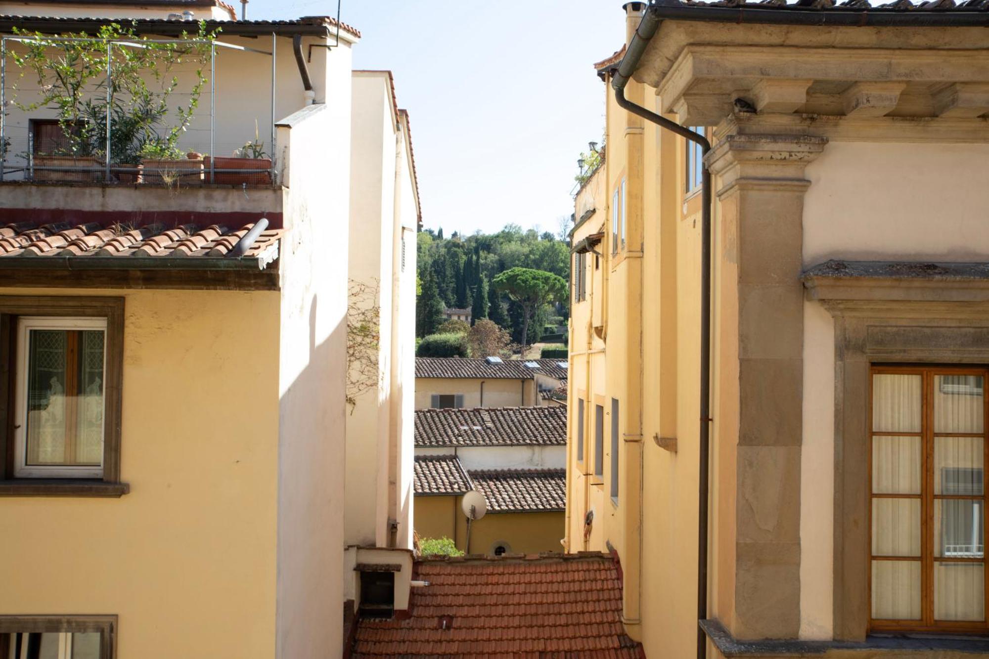 Bob W Ponte Vecchio Apartment Florence Exterior photo